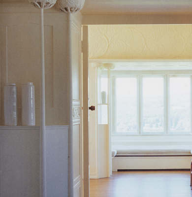 Edmund De Waal: A Line Around a Shadow